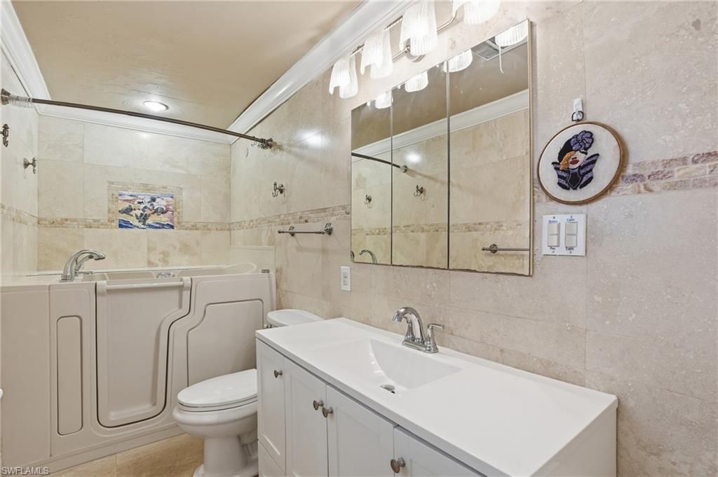 4473 E Riverside Dr, Fort Myers, FL 33905 Photo