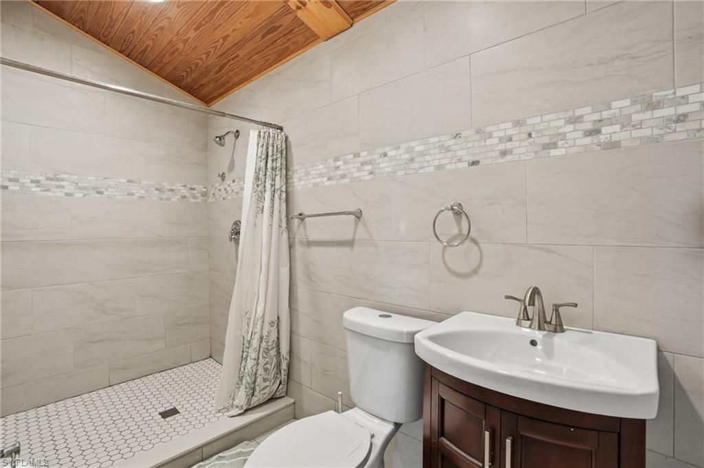 4473 E Riverside Dr, Fort Myers, FL 33905 Photo