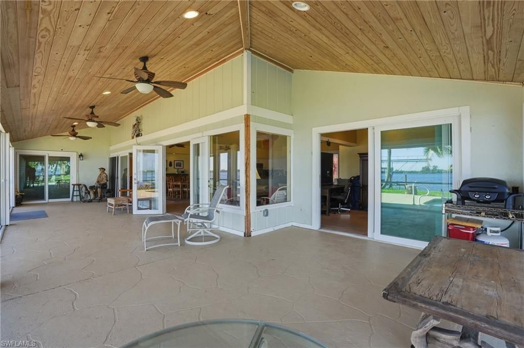 4473 E Riverside Dr, Fort Myers, FL 33905 Photo