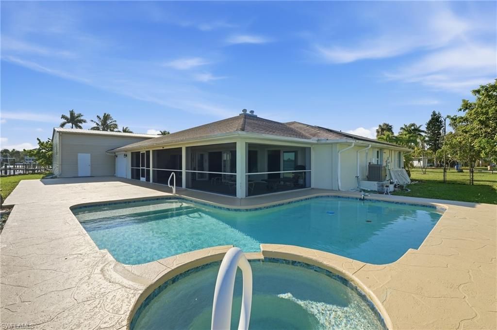 4473 E Riverside Dr, Fort Myers, FL 33905 Photo