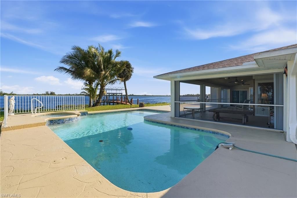 4473 E Riverside Dr, Fort Myers, FL 33905 Photo