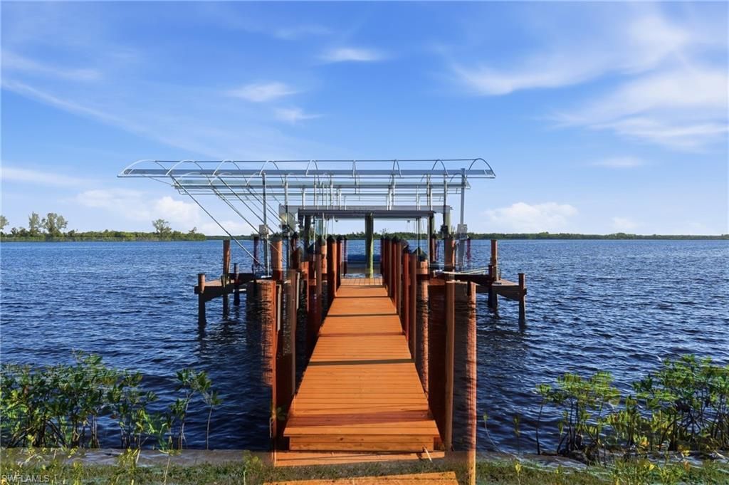 4473 E Riverside Dr, Fort Myers, FL 33905 Photo