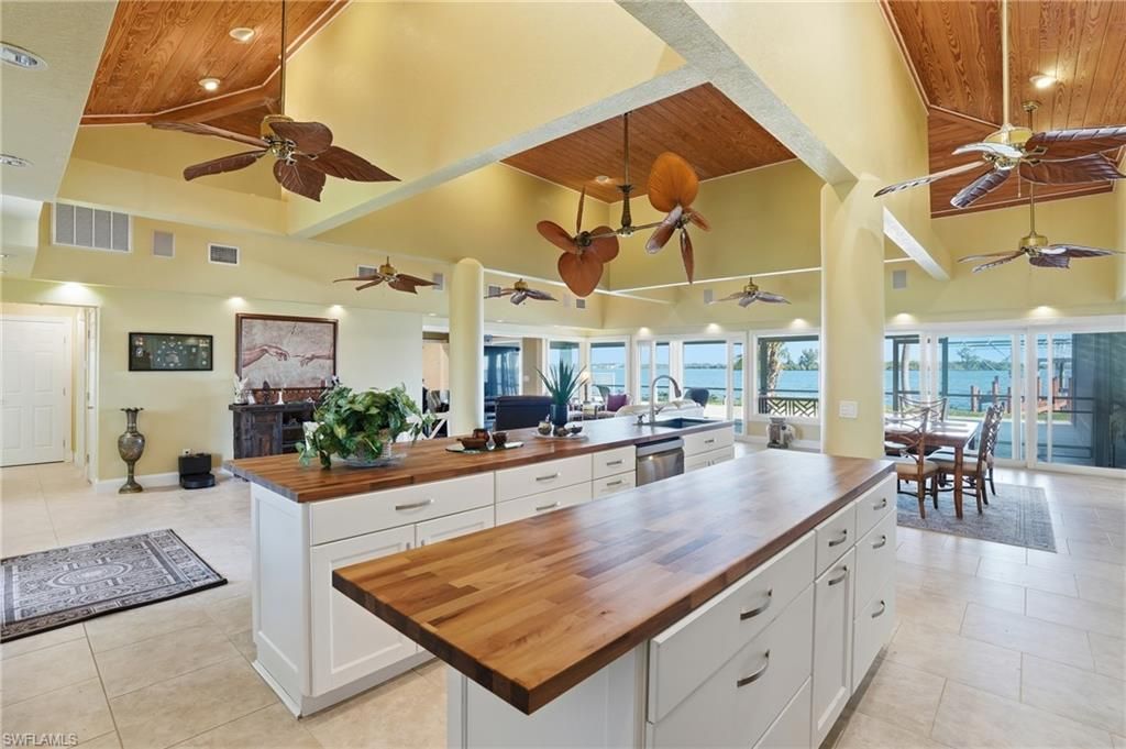 4473 E Riverside Dr, Fort Myers, FL 33905 Photo