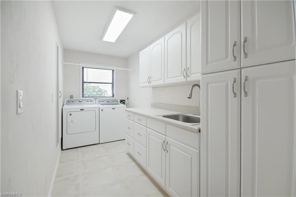 6686 Kestrel Cir, Fort Myers, FL 33966 Photo