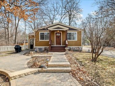 13414 1st Avenue N, Plymouth, MN 55441