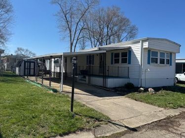 126 Solar Dr., Bethel Twp, OH 45371