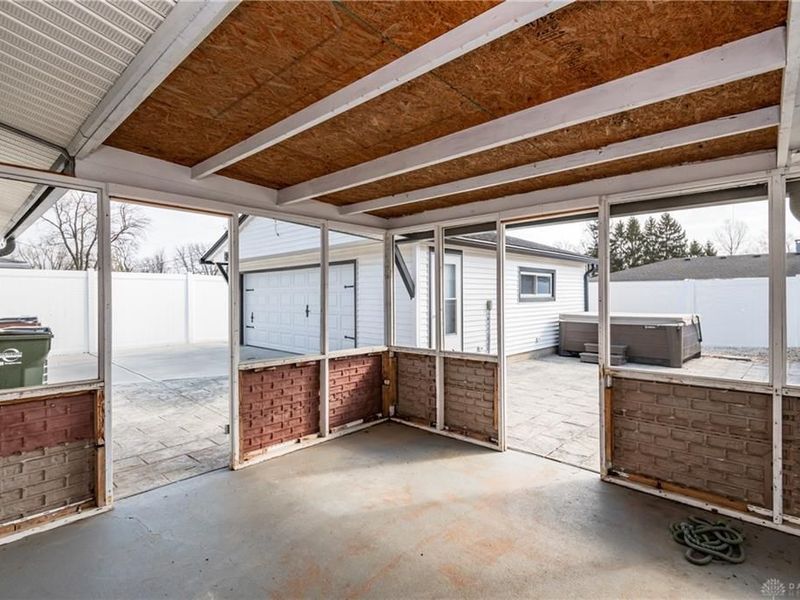 464 Darnell Drive, Dayton, OH 45431 Photo 37