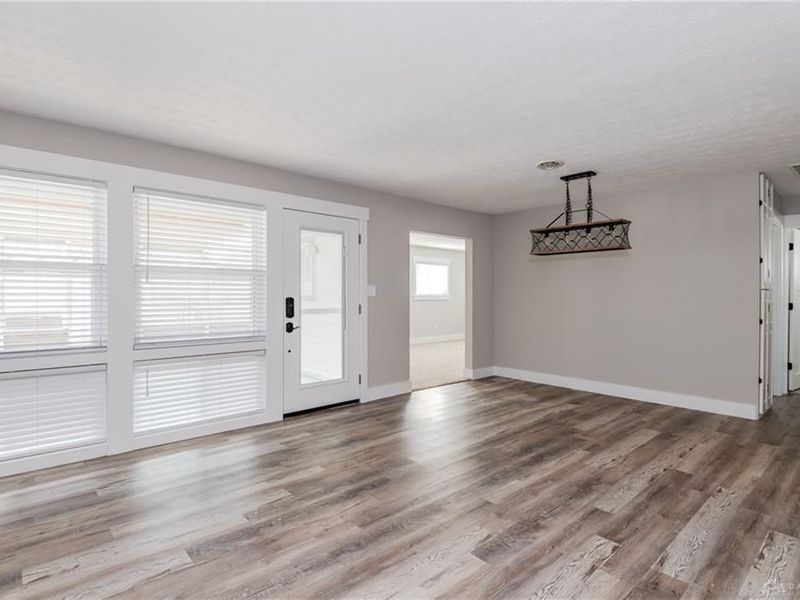 464 Darnell Drive, Dayton, OH 45431 Photo 6