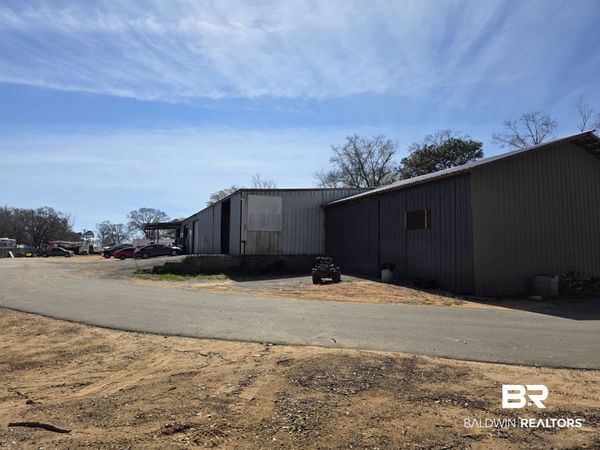 22195 Cedar Street, Robertsdale, AL 36567