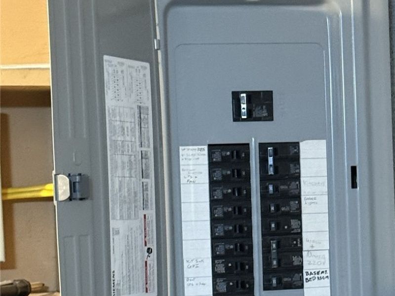 30305 Arnold Road , Willowick, OH 44095 Photo 4