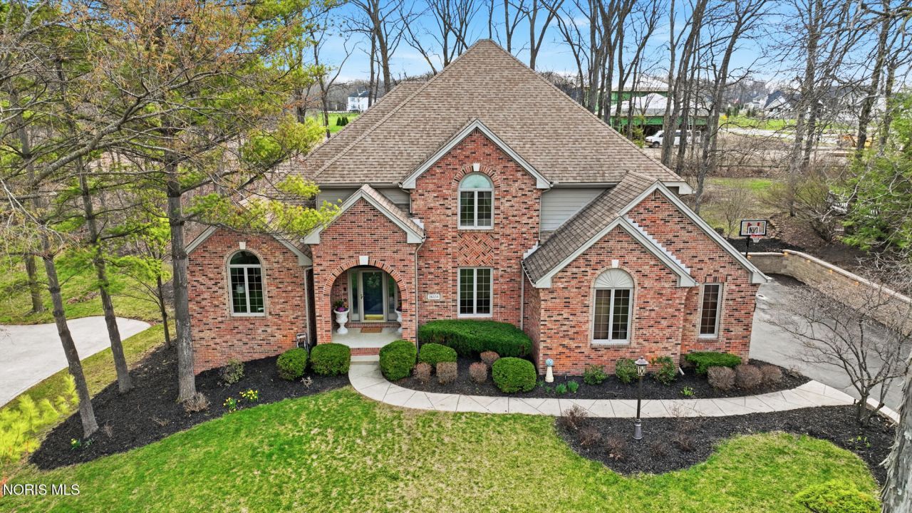 26334 Carrington Boulevard, Perrysburg, OH 43551 Main Photo