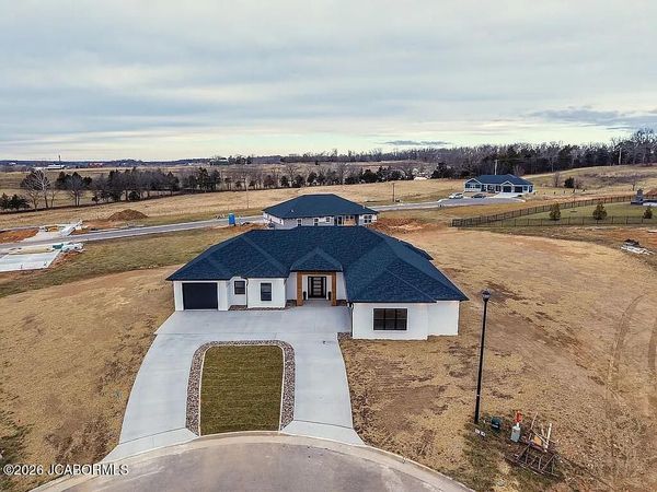 5710 MORNING GLORY COURT, Jefferson City, MO 65109