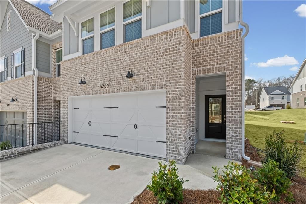 5677 Tillman Way, Powder Springs, GA 30127 Main Photo