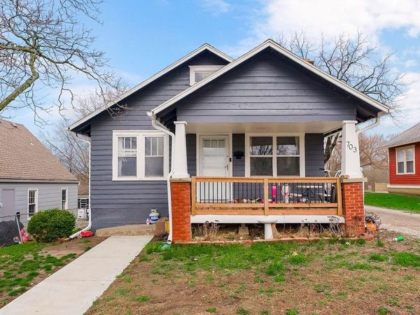 703 E Oak Street, Pleasant Hill, MO 64080