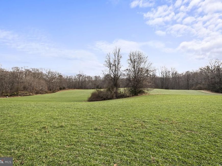 7389 Leeds Manor Road, Marshall, VA 20115 Main Photo