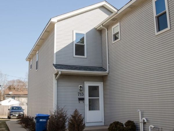 713 Stevens Street , Unit 713, Geneva, IL 60134