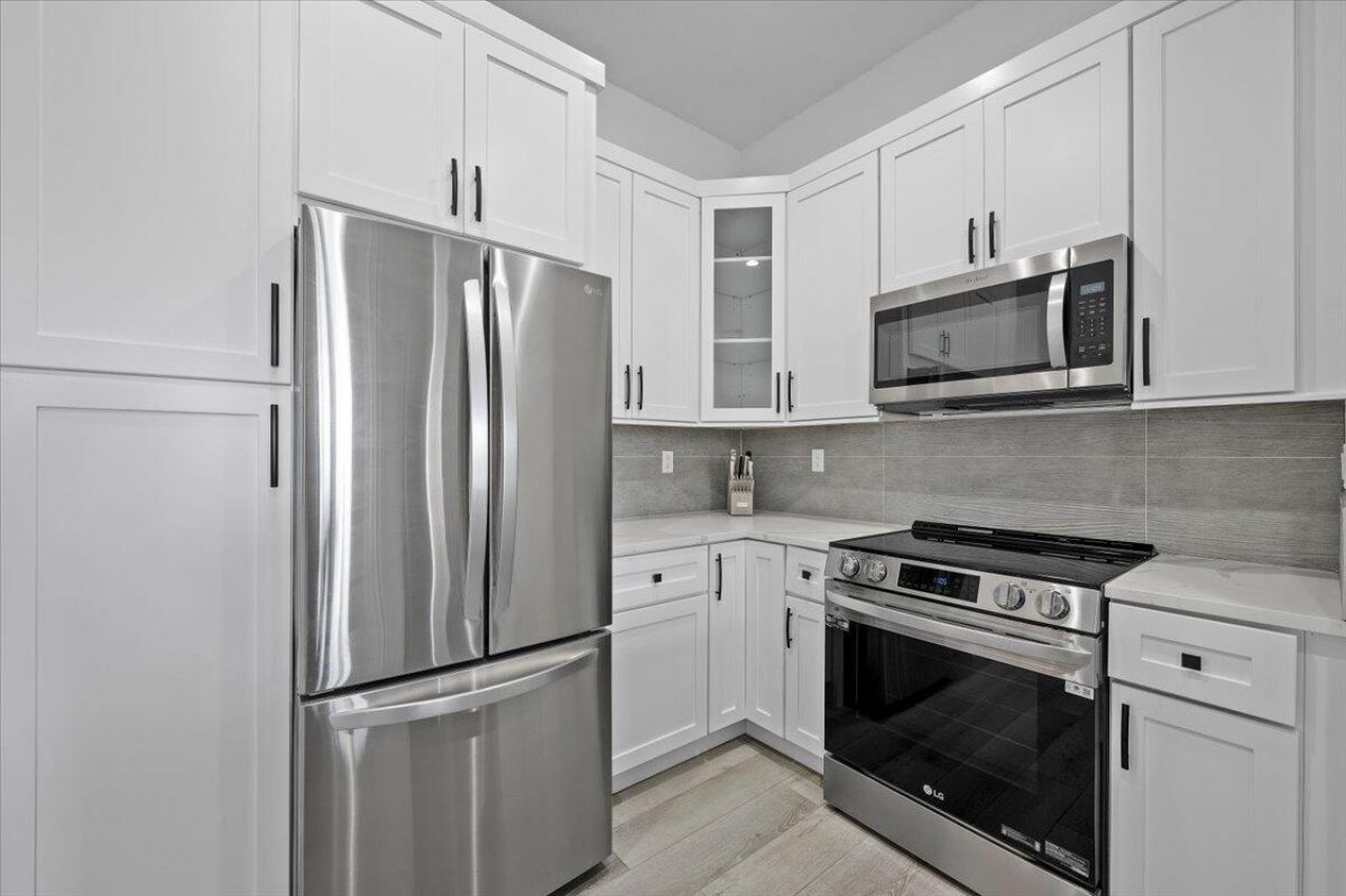 4986 Bonsai Circle, Unit Apt 214, Palm Beach Gardens, FL 33418 Photo