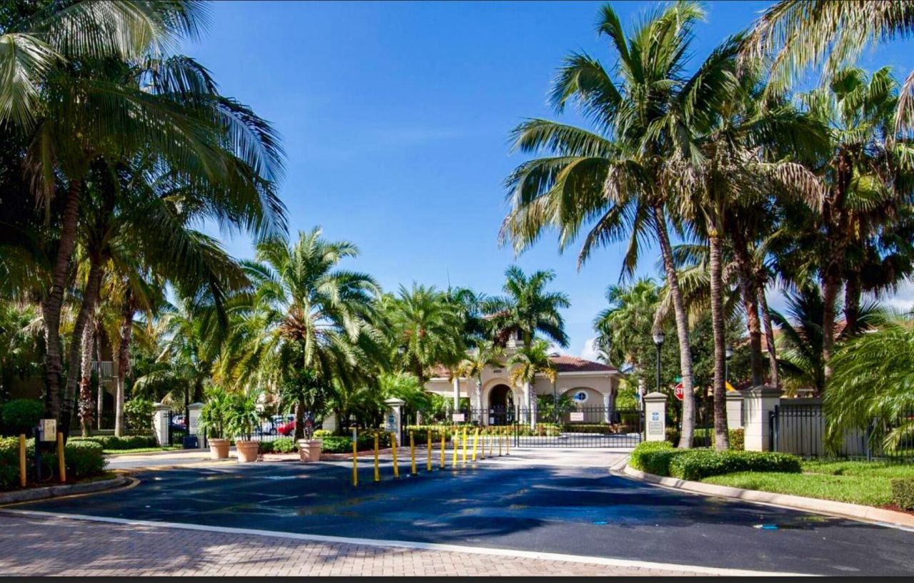 4986 Bonsai Circle, Unit Apt 214, Palm Beach Gardens, FL 33418 Photo