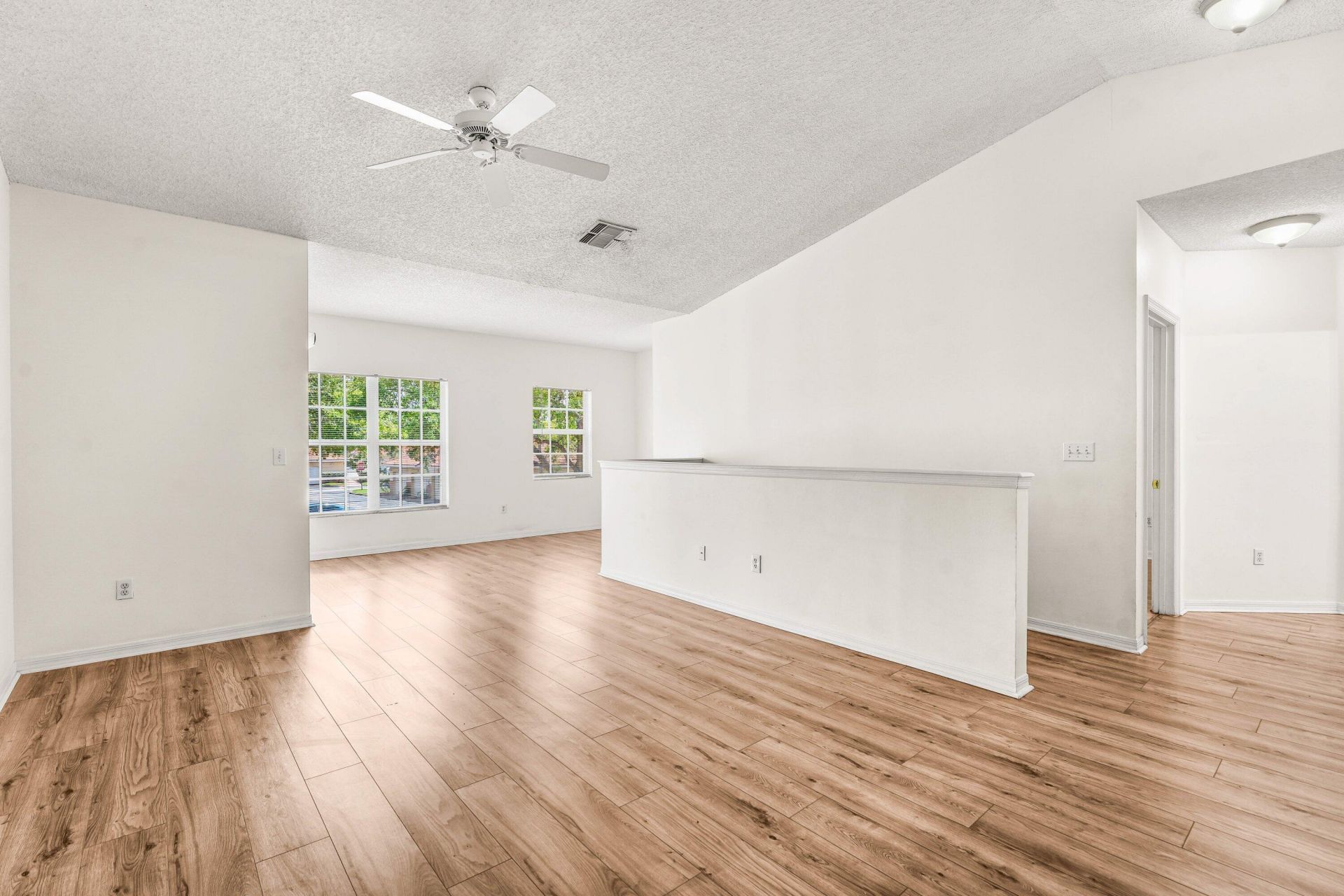 10336 Fox Trail Road S, Unit 1305, Royal Palm Beach, FL 33411 Photo