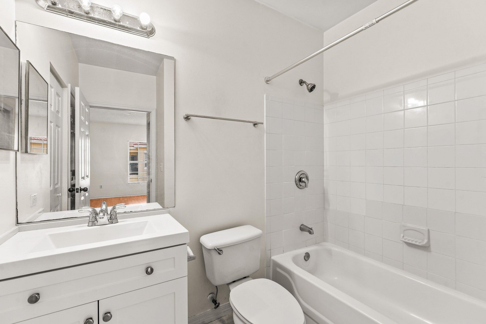 10336 Fox Trail Road S, Unit 1305, Royal Palm Beach, FL 33411 Photo