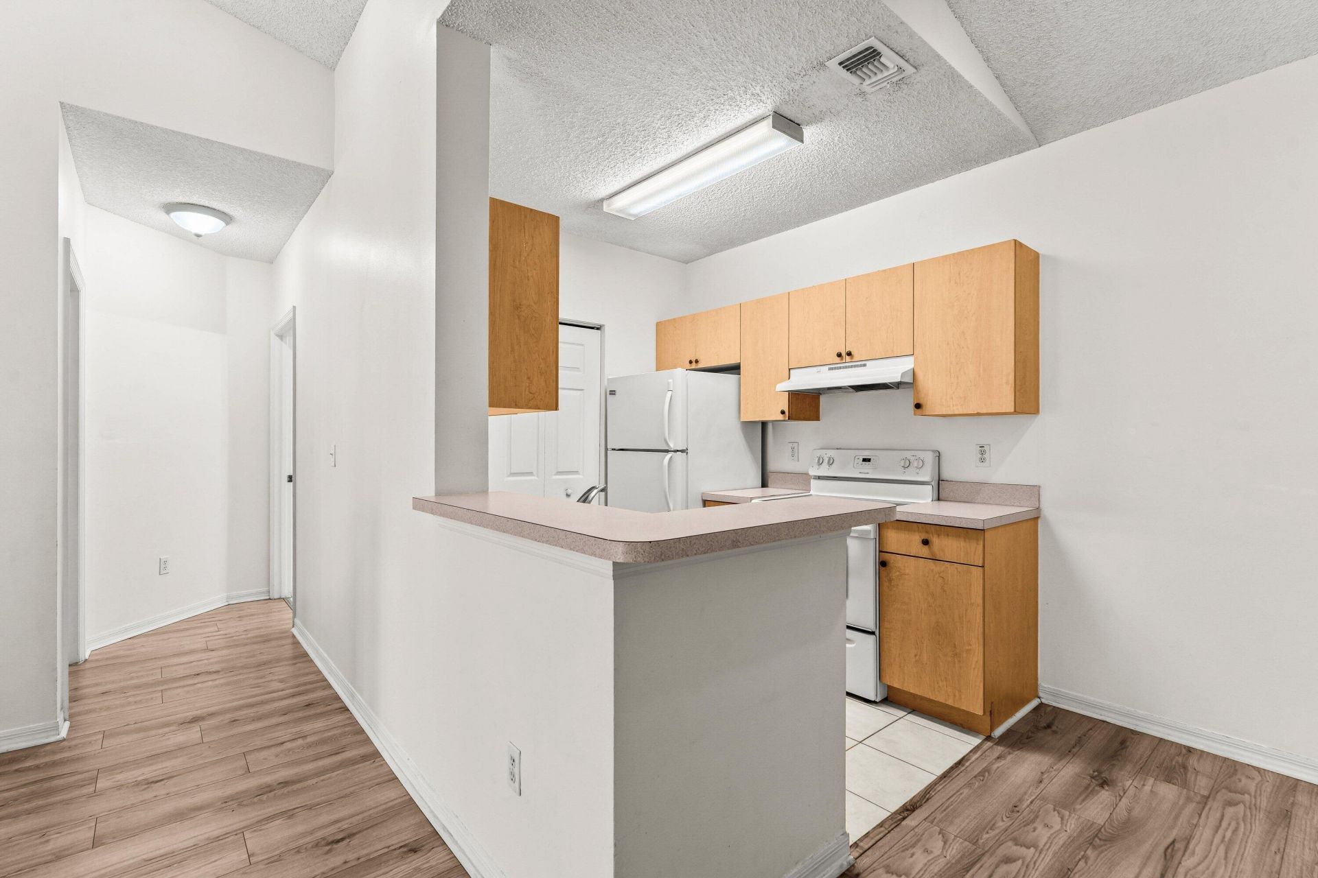 10336 Fox Trail Road S, Unit 1305, Royal Palm Beach, FL 33411 Photo