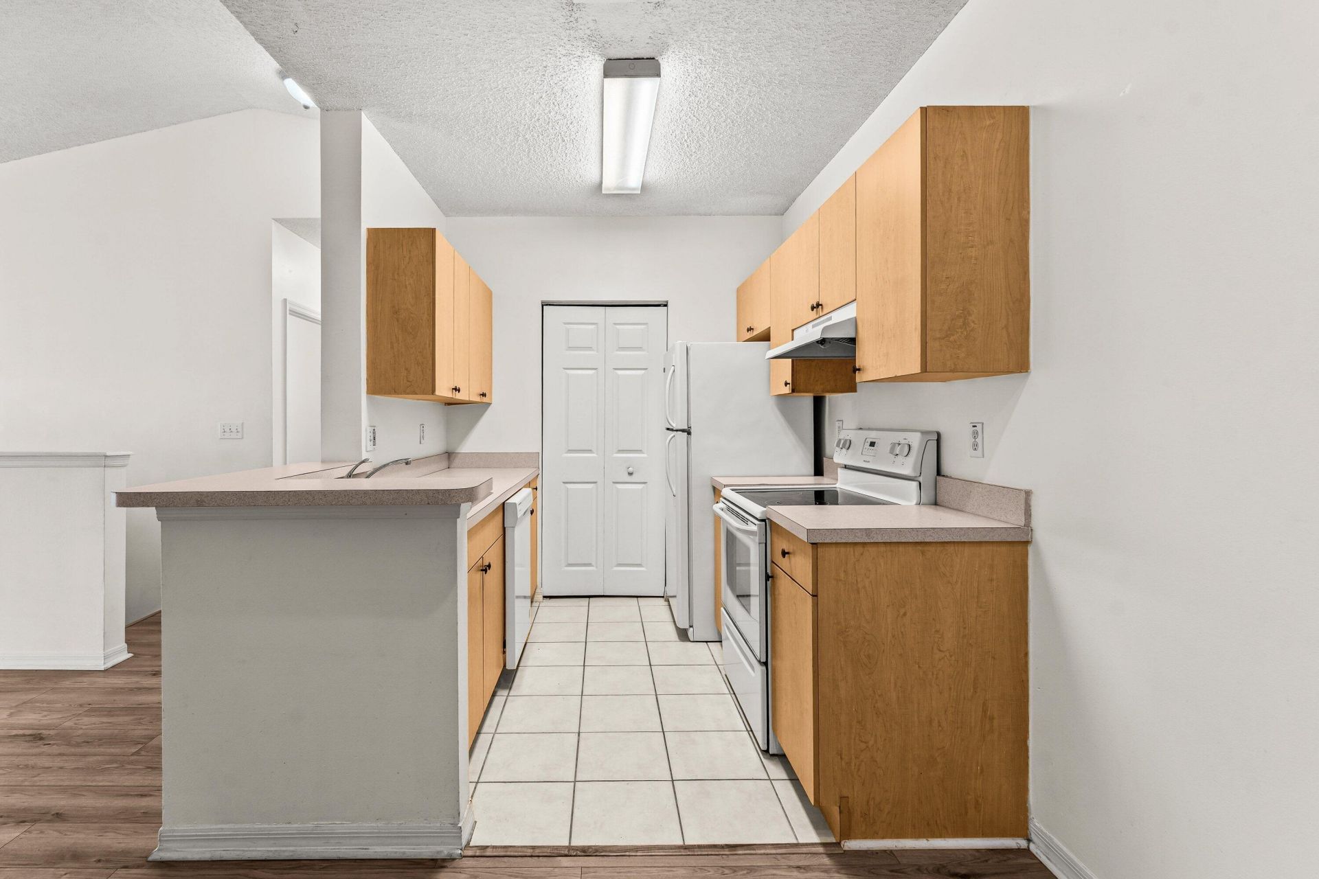 10336 Fox Trail Road S, Unit 1305, Royal Palm Beach, FL 33411 Photo