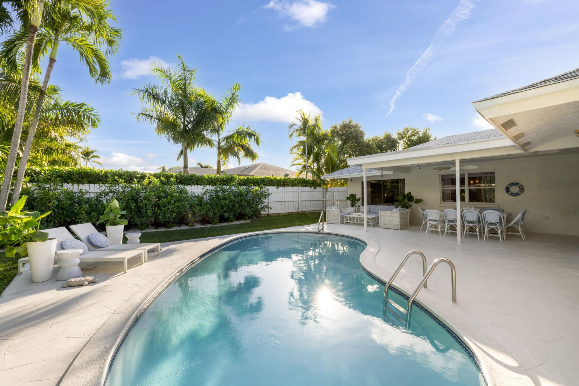 2512 SW 5th Street, Boynton Beach, FL 33435 Photo