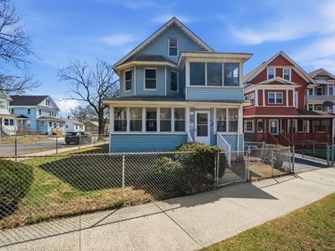 485 Bay Street, Springfield, MA 01109