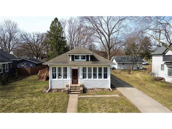 109 S Dallas Street, River Falls, WI 54022