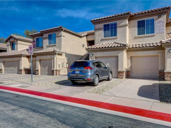 6630 Caporetto Lane , Unit 103, North Las Vegas, NV 89084