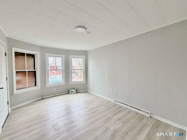 15 Bassett , Unit 1L, Ansonia, CT 06401