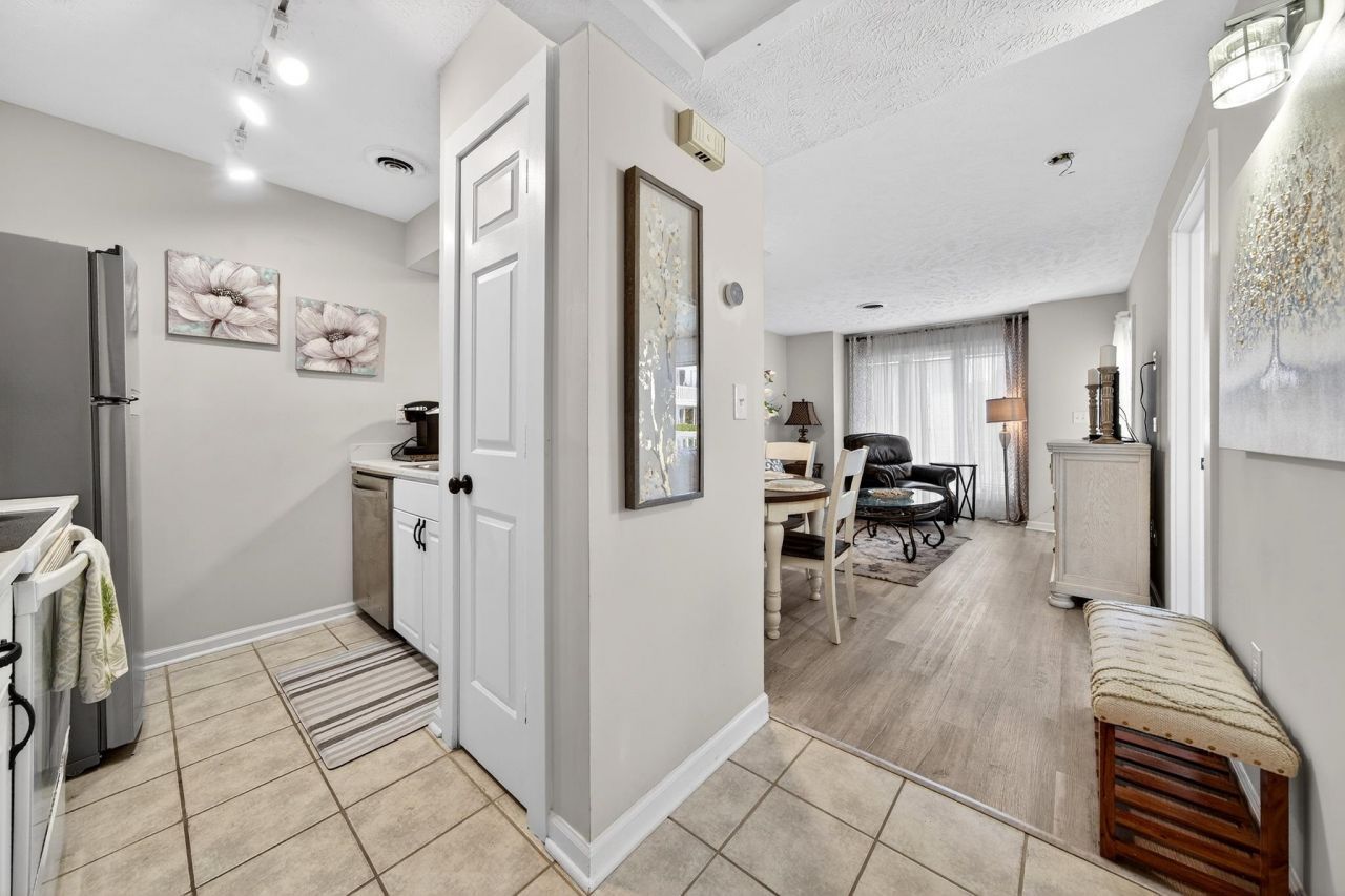 4715 Cobblestone Dr.  Photo 14