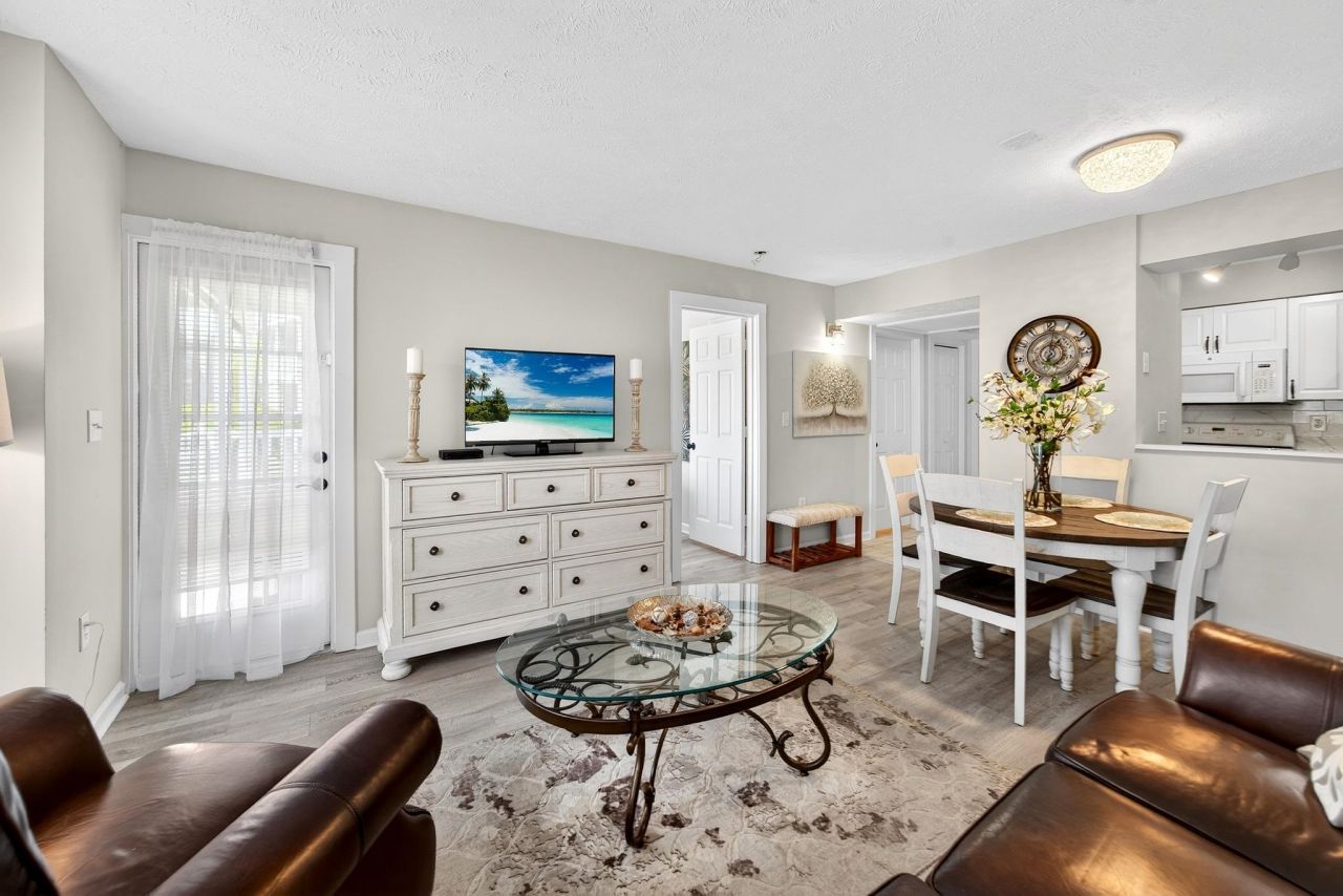 4715 Cobblestone Dr.  Photo 22