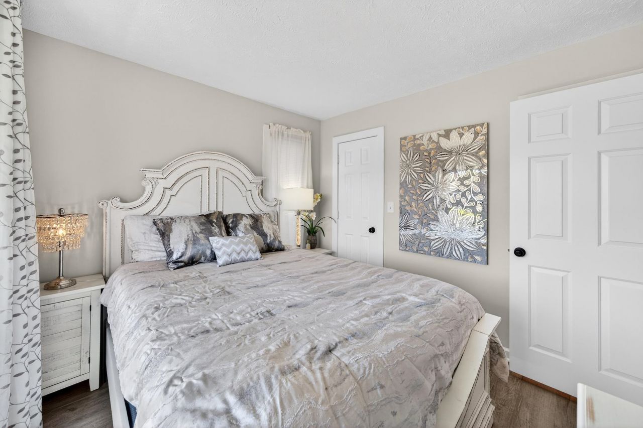 4715 Cobblestone Dr.  Photo 25