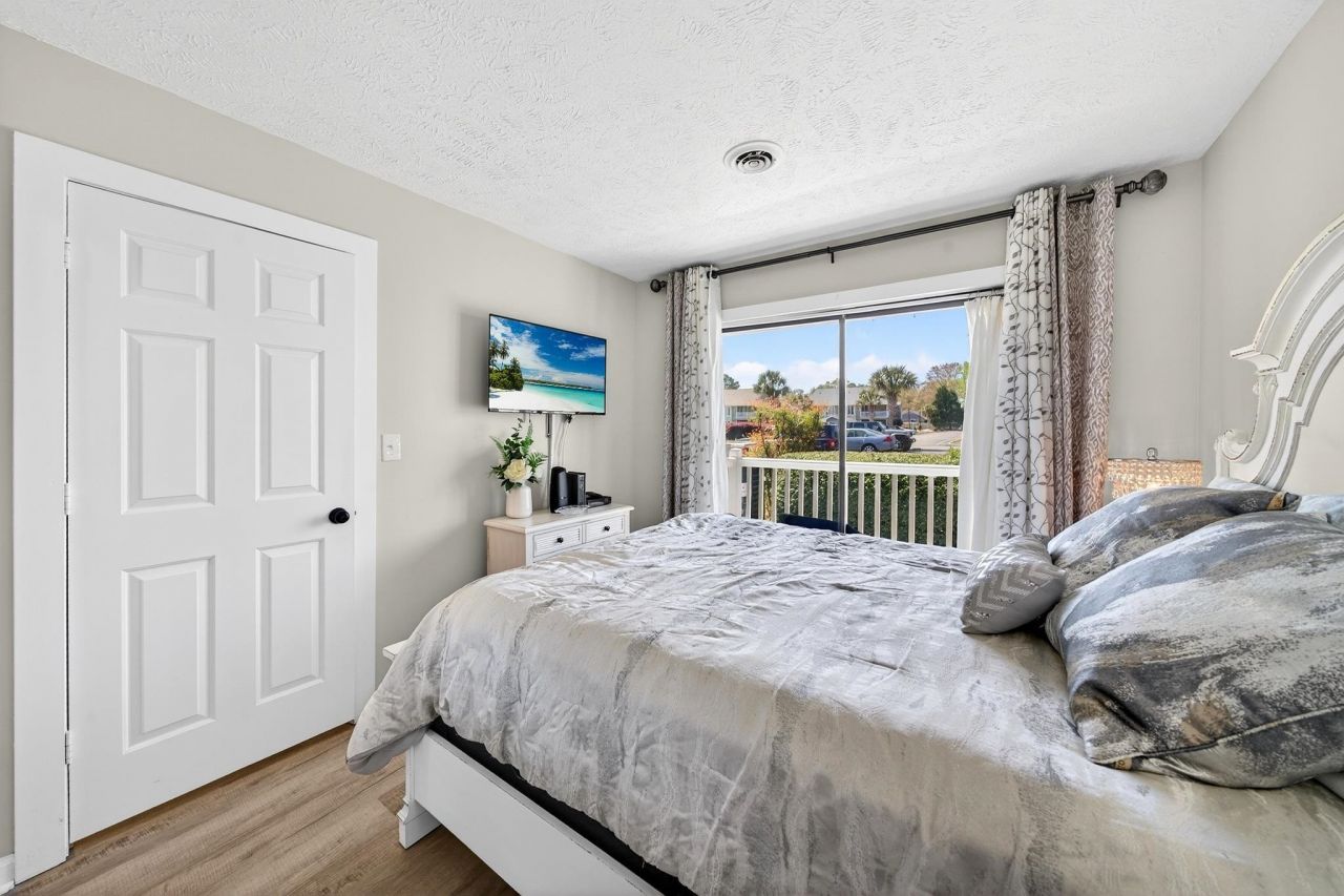 4715 Cobblestone Dr.  Photo 26