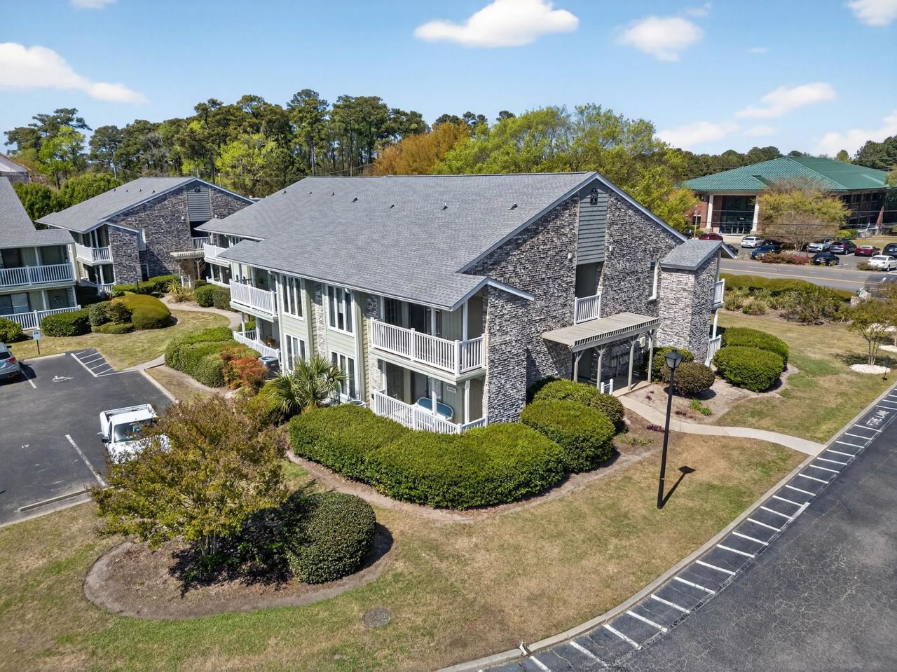 4715 Cobblestone Dr.  Photo 33