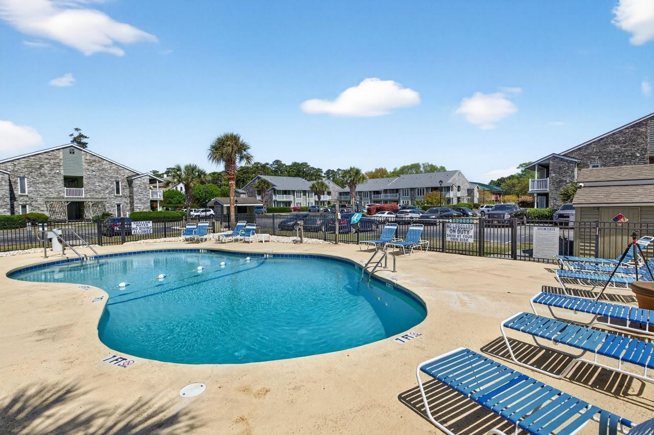 4715 Cobblestone Dr.  Photo 4