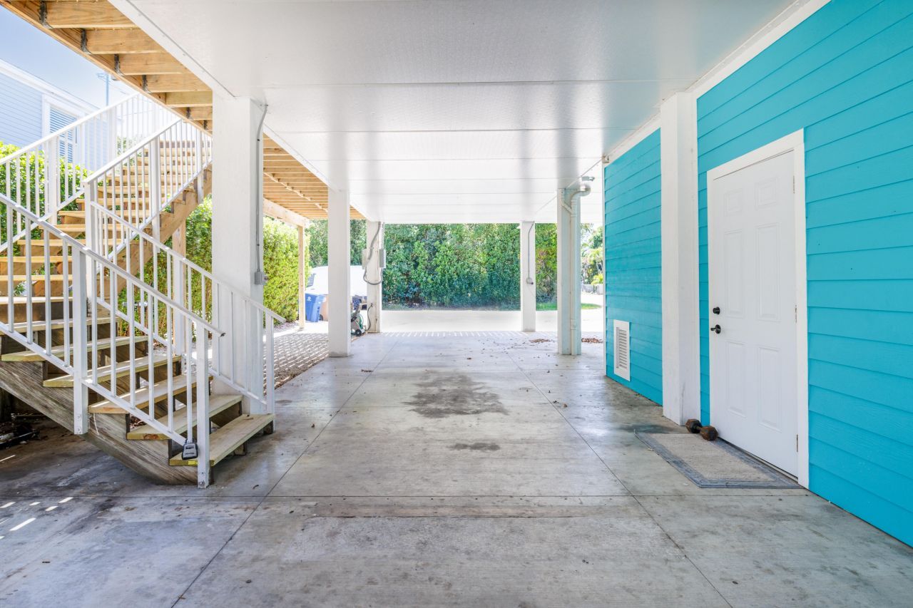 31011 Avenue C, Big Pine Key, FL 33043 Photo