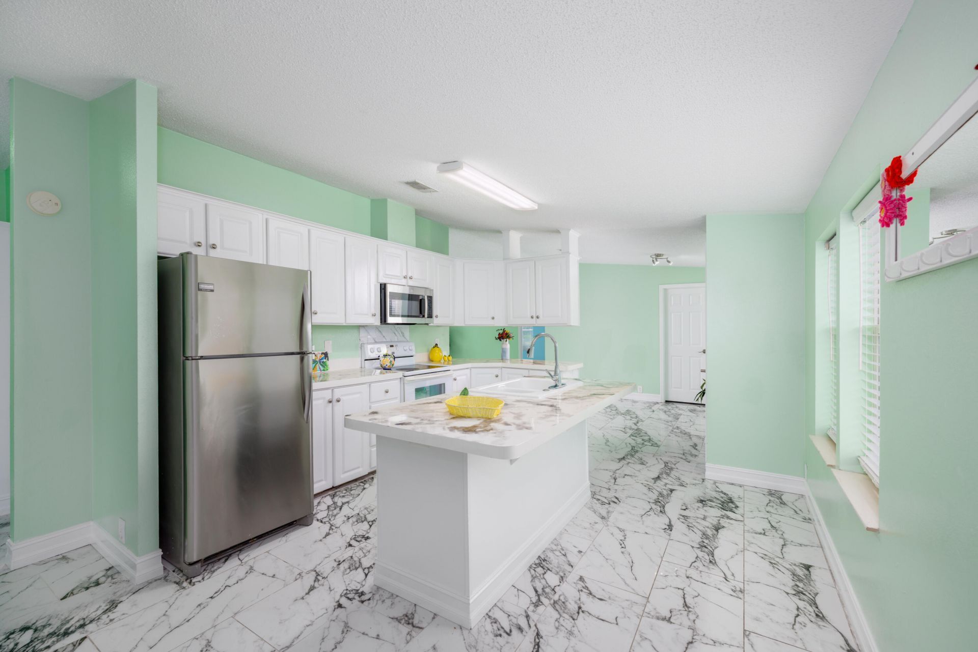 31011 Avenue C, Big Pine Key, FL 33043 Photo