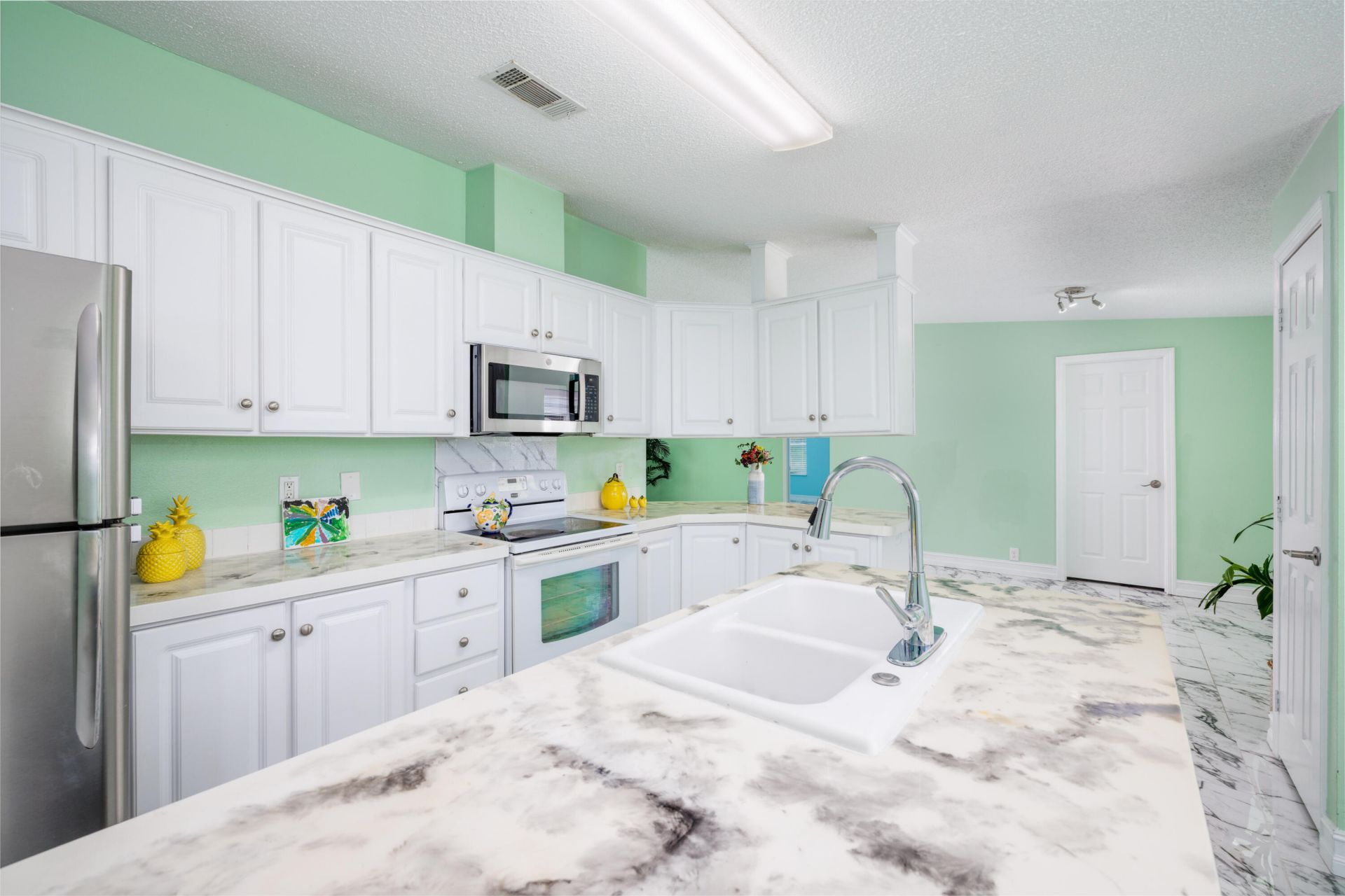 31011 Avenue C, Big Pine Key, FL 33043 Photo