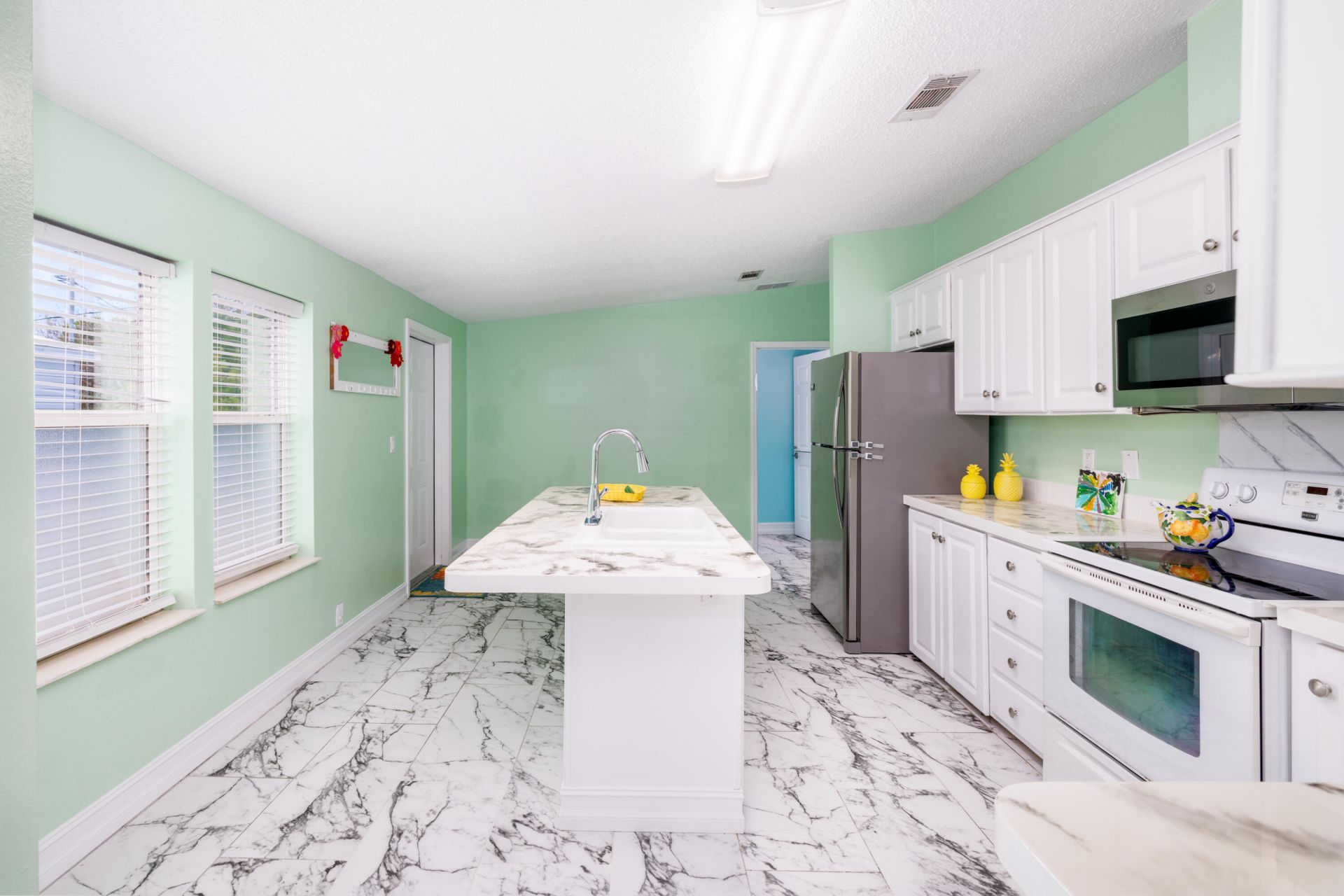 31011 Avenue C, Big Pine Key, FL 33043 Photo