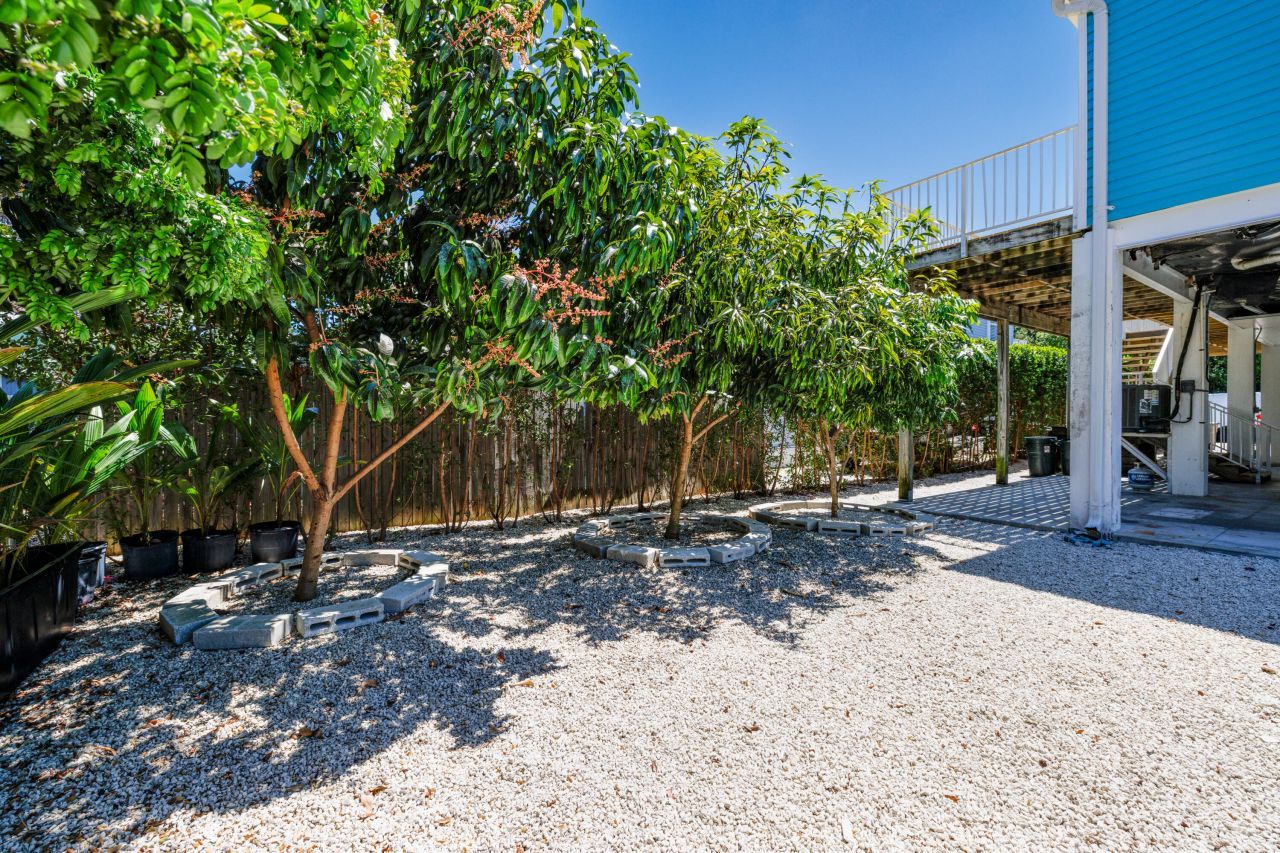 31011 Avenue C, Big Pine Key, FL 33043 Photo