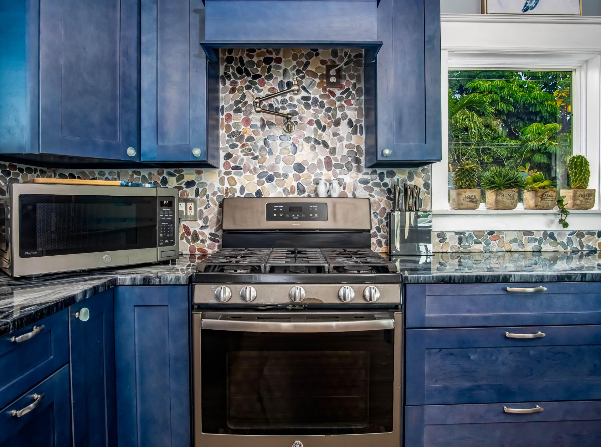 6 Shore Drive, Saddle Bunch, FL 33040 Photo