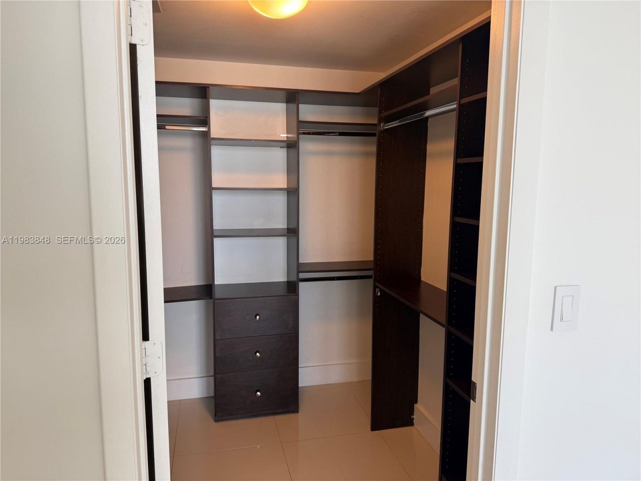 465 Brickell Ave , Unit 3906, Miami, FL 33131 Photo