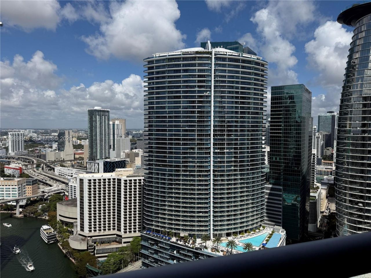 465 Brickell Ave , Unit 3906, Miami, FL 33131 Photo