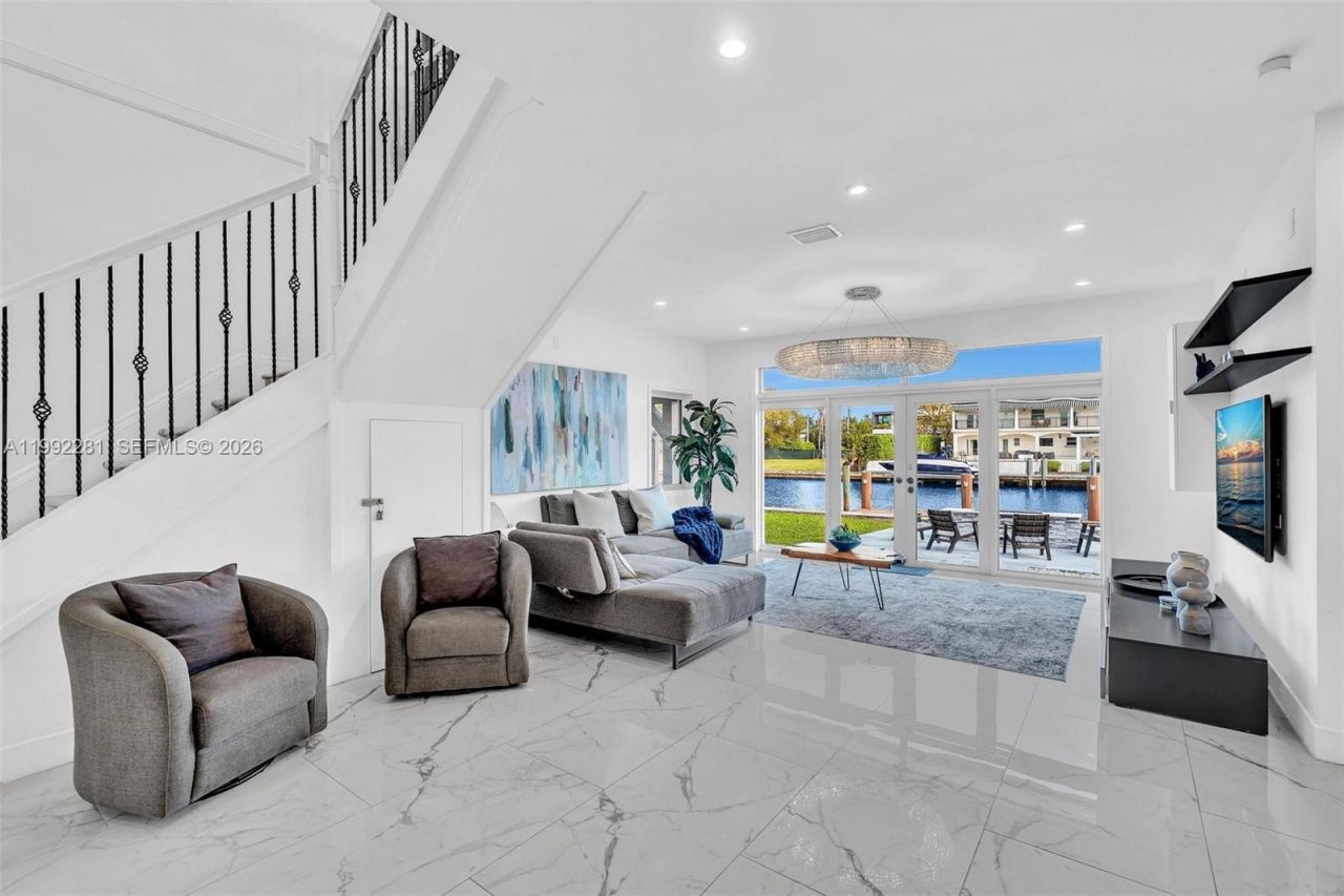 472 Sunset Dr , Hallandale Beach, FL 33009 Photo