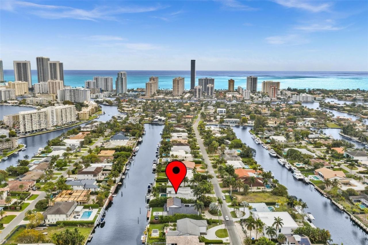 472 Sunset Dr , Hallandale Beach, FL 33009 Photo