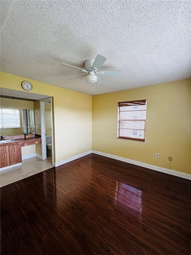 3274 NW 103rd Ter, Unit 201-A, Coral Springs, FL 33065 Photo