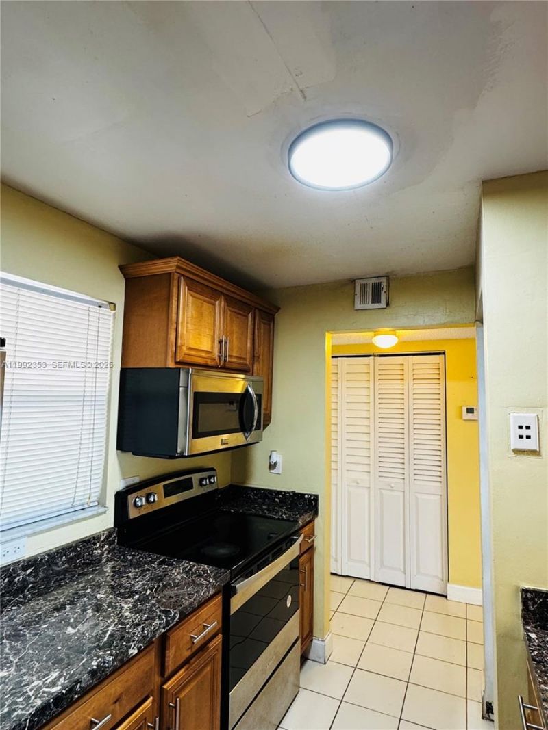 3274 NW 103rd Ter , Unit 201-A, Coral Springs, FL 33065 Photo