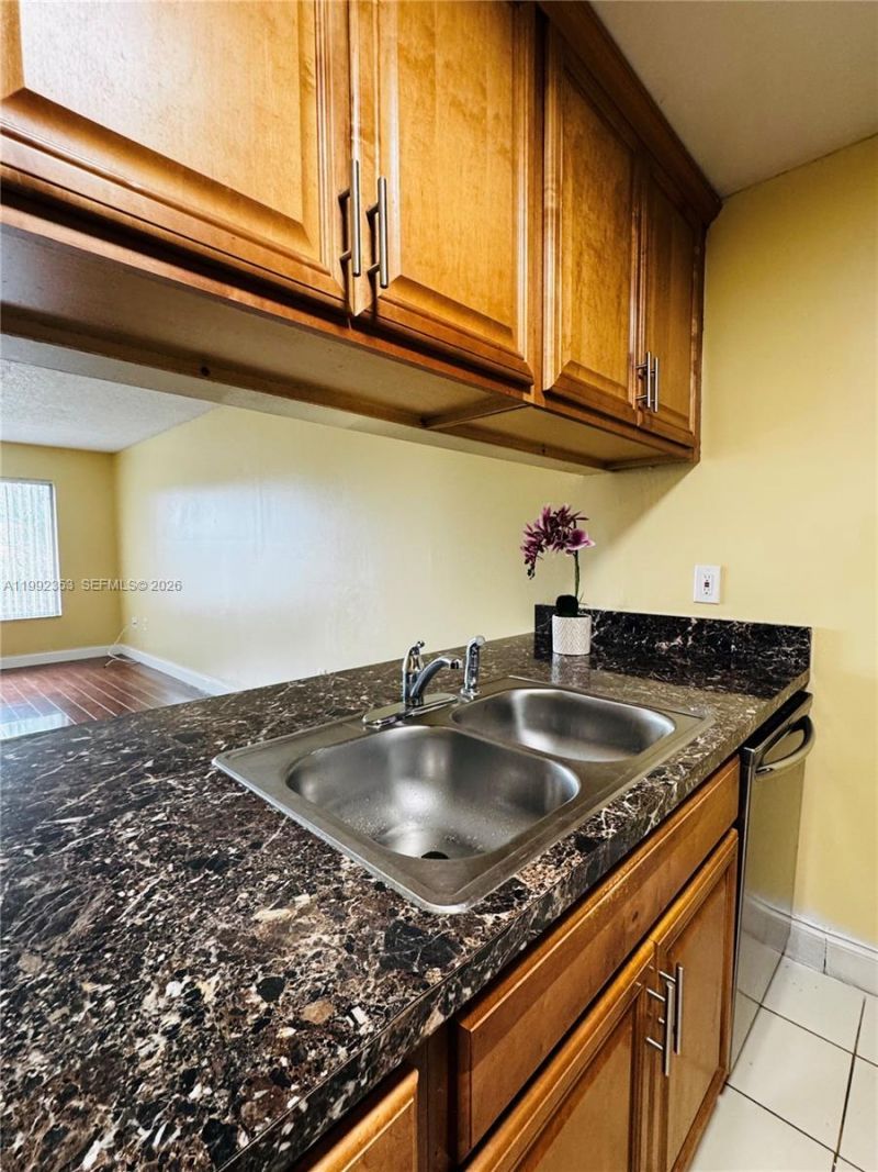 3274 NW 103rd Ter, Unit 201-A, Coral Springs, FL 33065 Photo